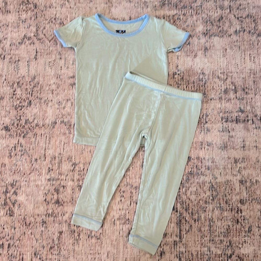 KICKEE PANTS | pajama set